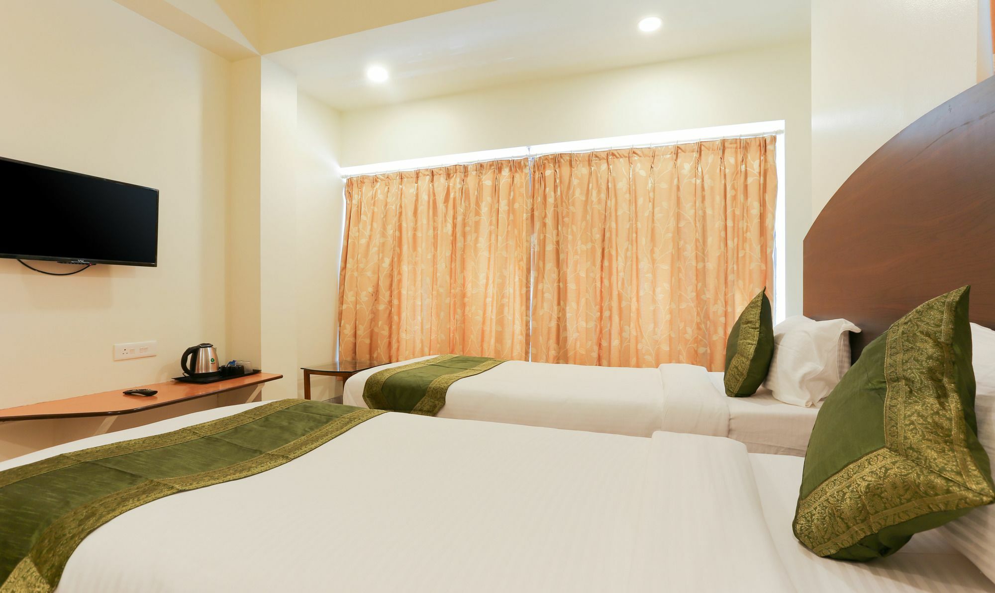 Itsy Hotels Hill View Ex Pune Exterior foto