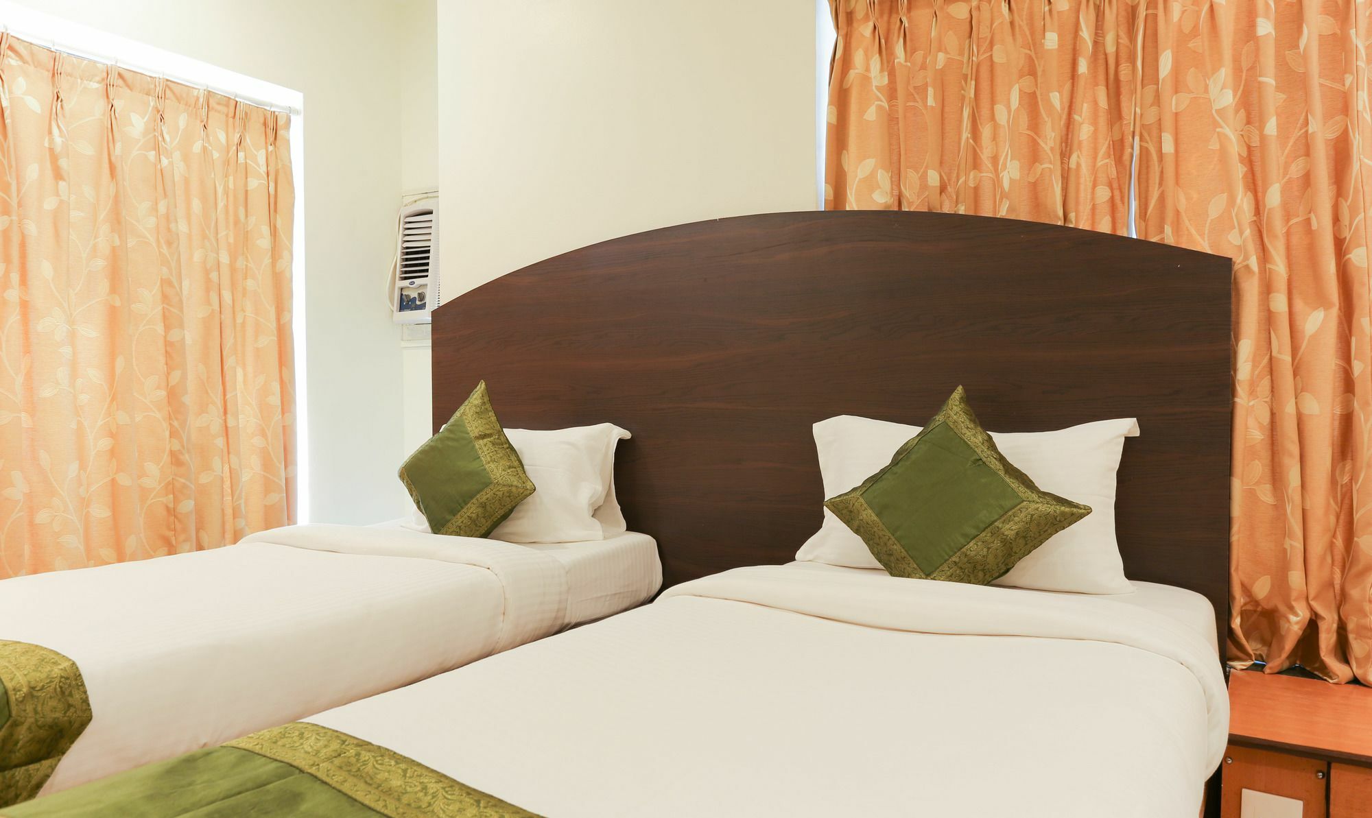 Itsy Hotels Hill View Ex Pune Exterior foto